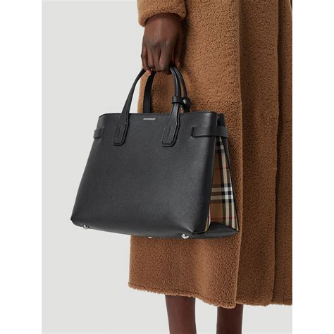 burberry medium banner in leather and vintage check|Burberry banner bags.